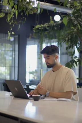 Jason P - Managing Director at Lucid Media